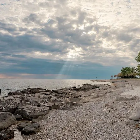Garden Palace A125 Umag